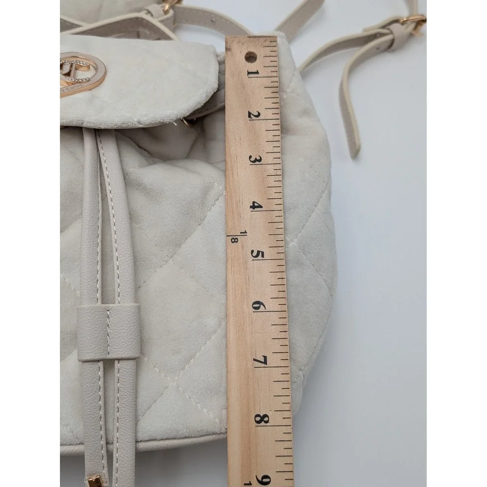 Juicy Couture Backpack‎ Women Small Cream Quilted Velvet Heart Logo Pouch NWT